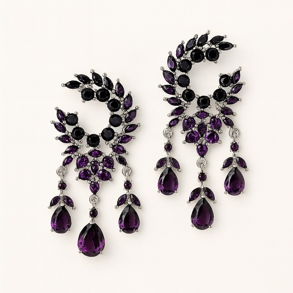 โ๏ธ Chic Purple and Black Gemstone Earrings